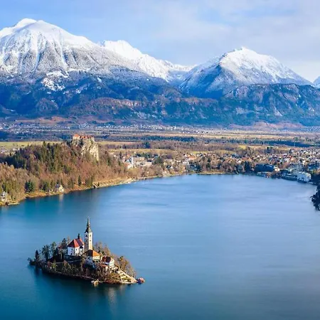 Irena Great For A Family With Free Parking And Ev Station Appartement *