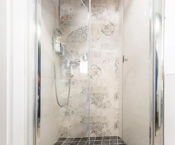 Irena Great For A Family With Free Parking And Ev Station Appartamento