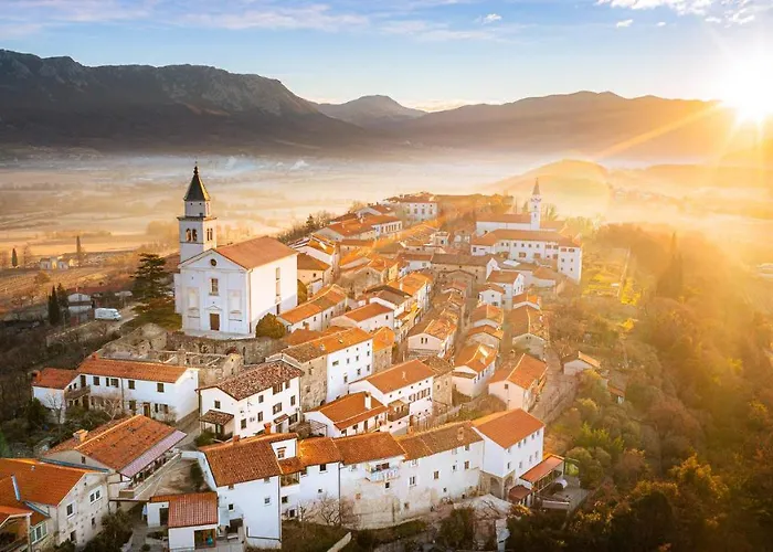 Irena Great For A Family With Free Parking And Ev Station